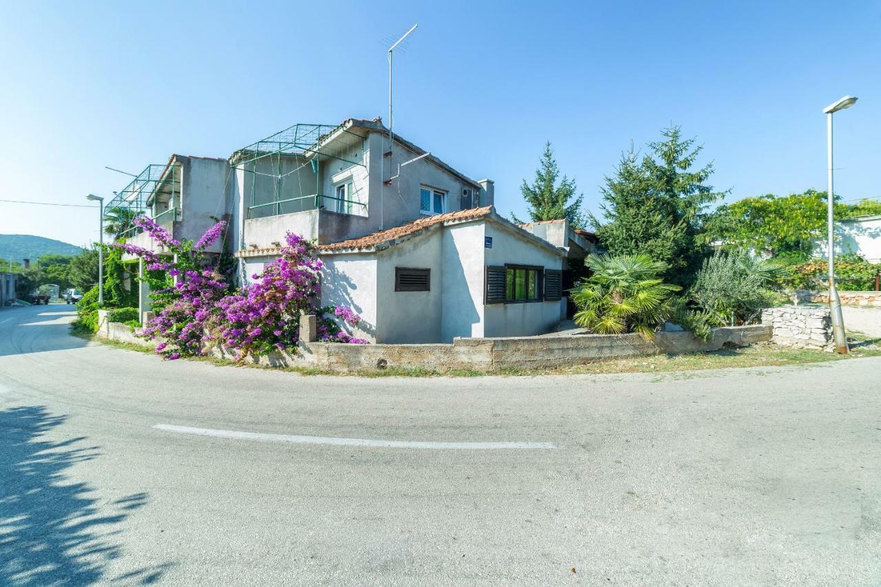 Jere Apartamento Tribalj Exterior foto